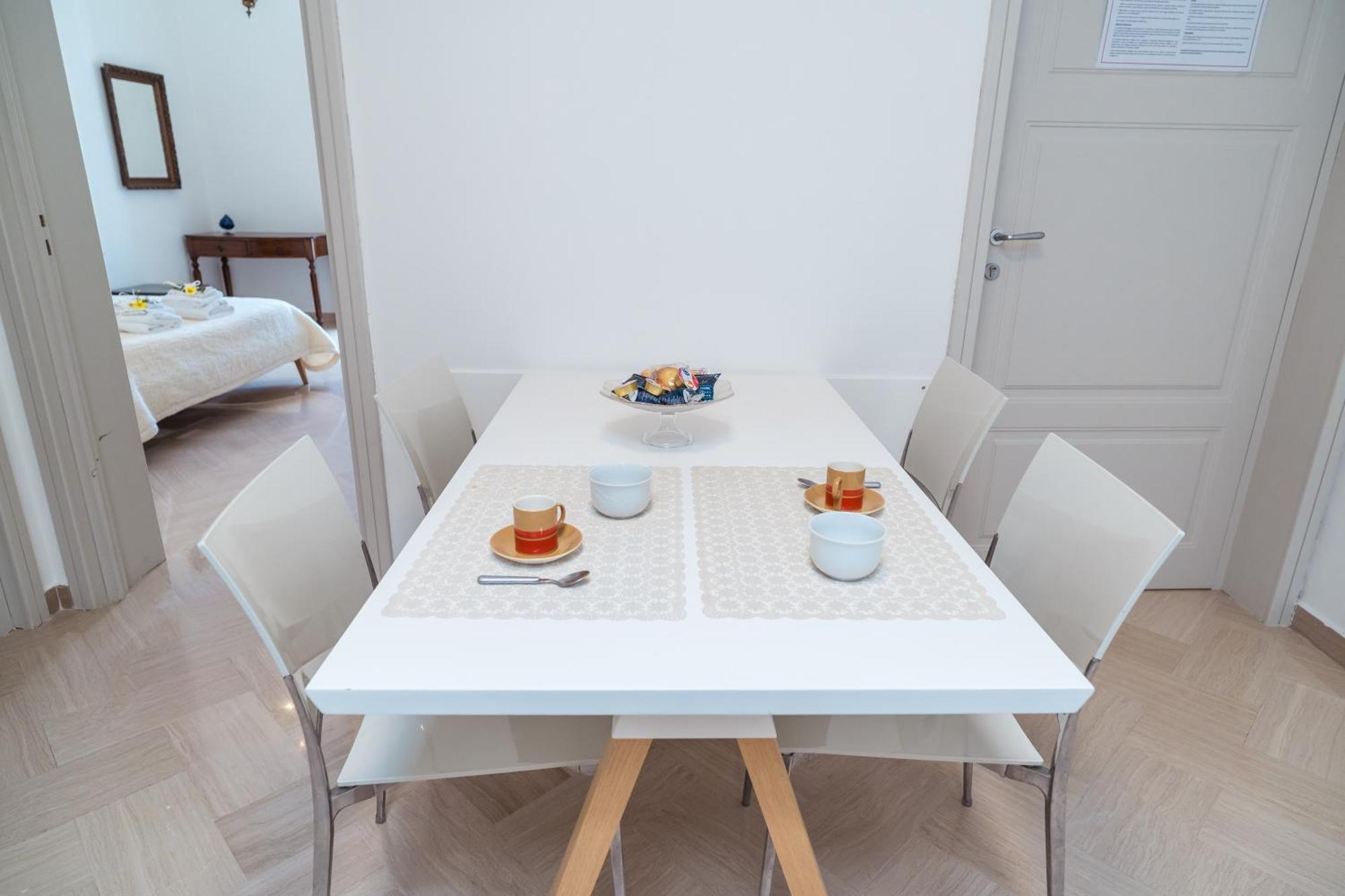 Palazzo Iato Apartment รูติเญียโน ภายนอก รูปภาพ