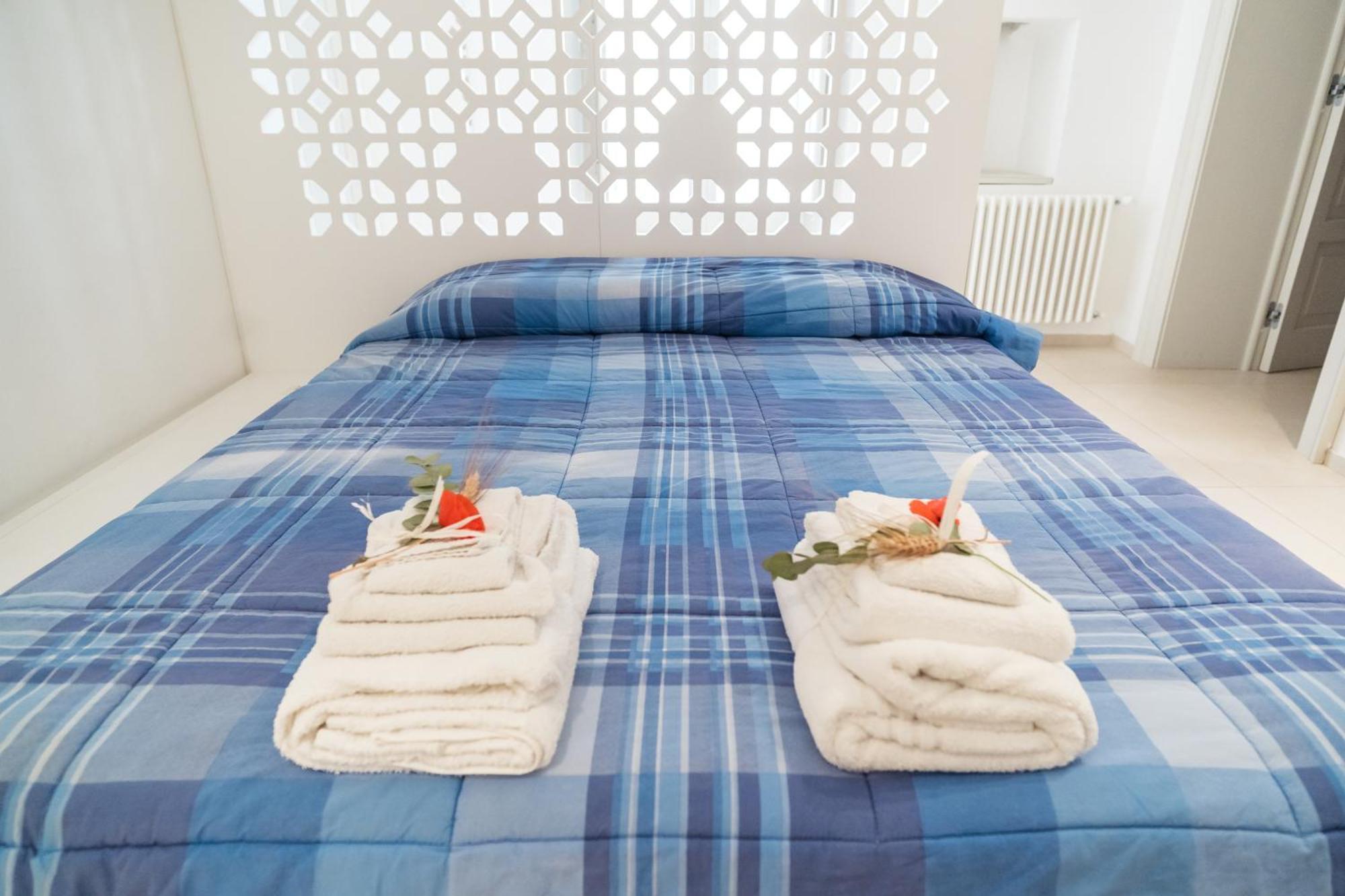 Palazzo Iato Apartment รูติเญียโน ภายนอก รูปภาพ