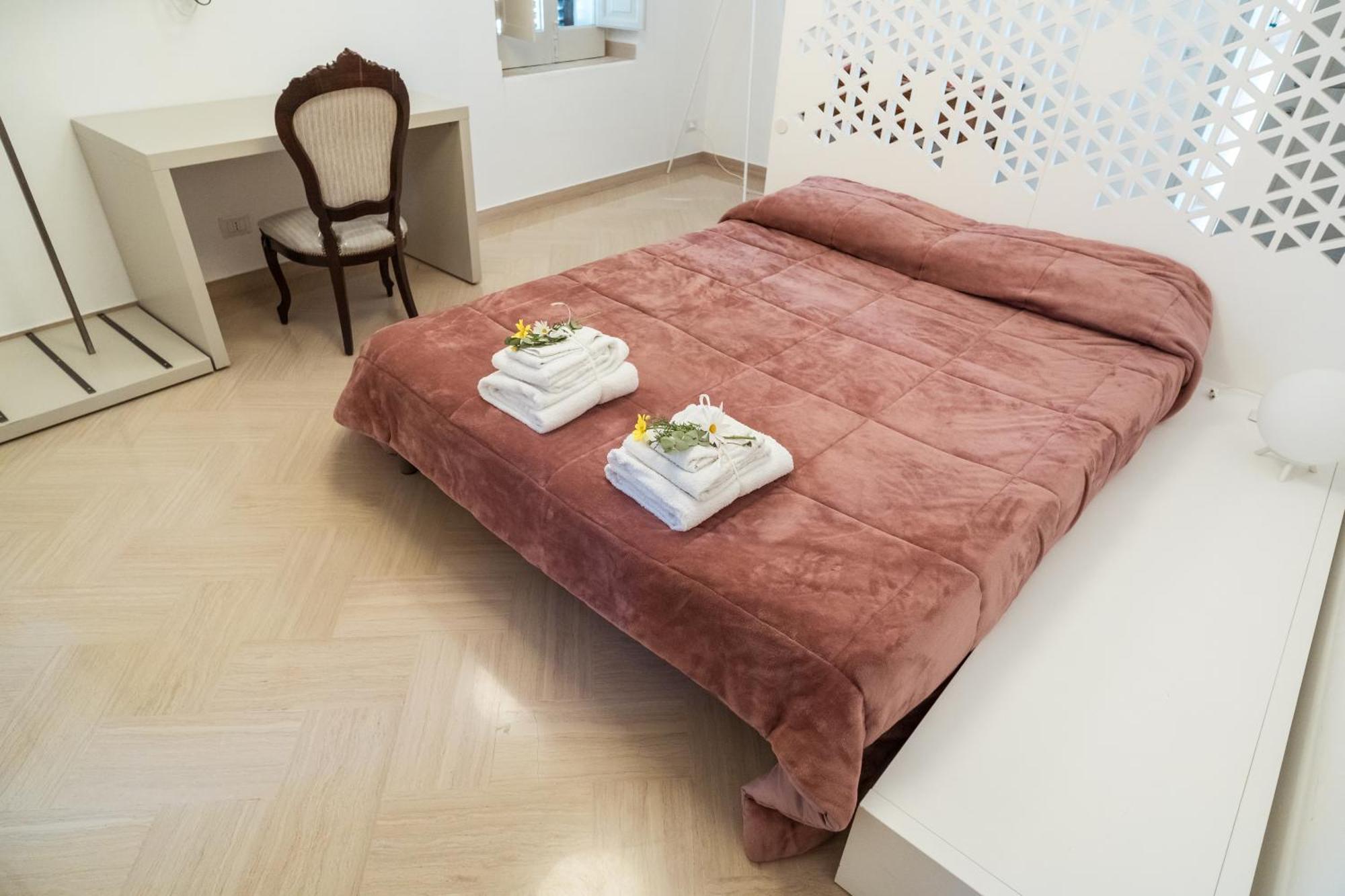Palazzo Iato Apartment รูติเญียโน ภายนอก รูปภาพ