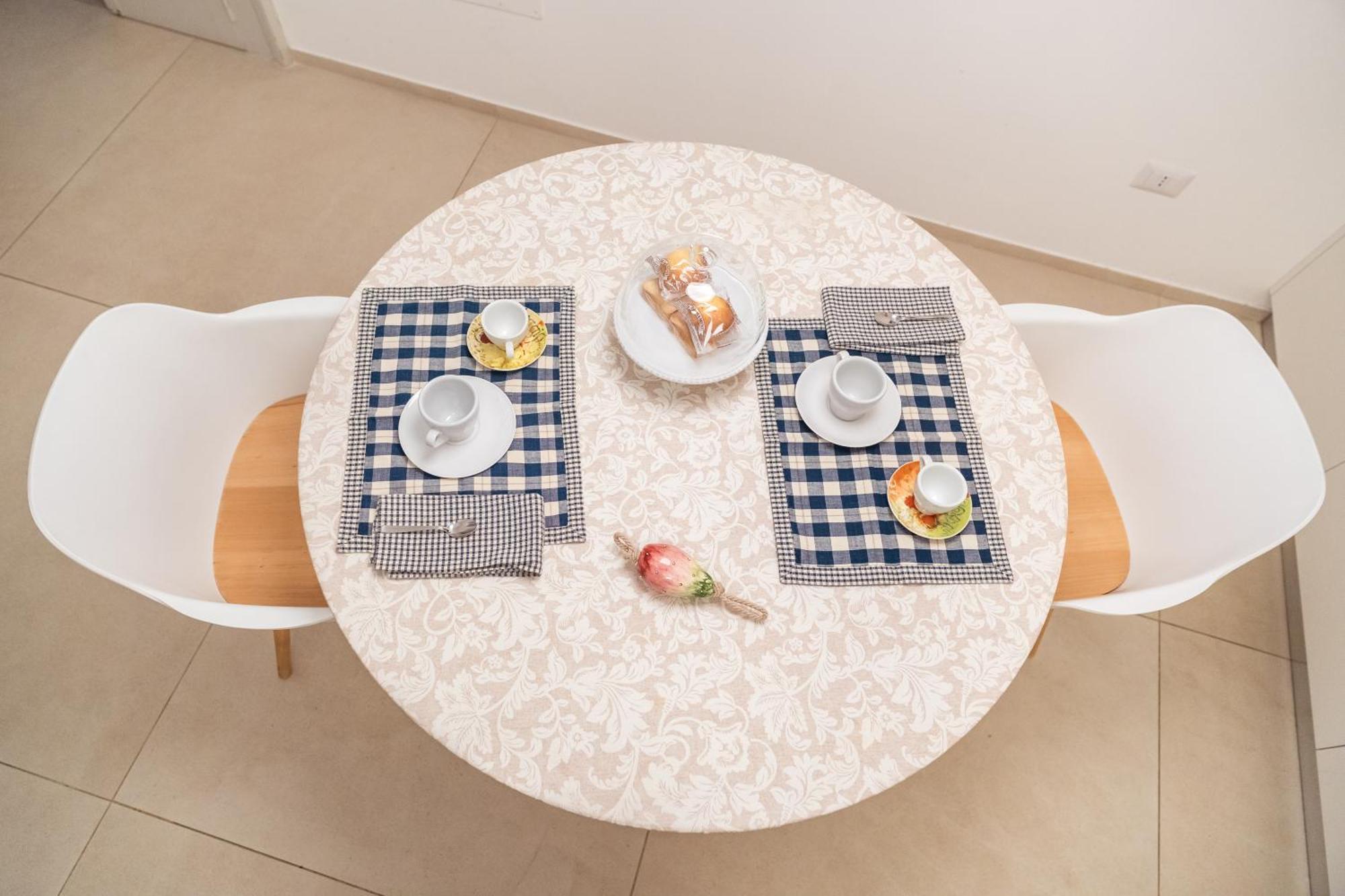 Palazzo Iato Apartment รูติเญียโน ภายนอก รูปภาพ