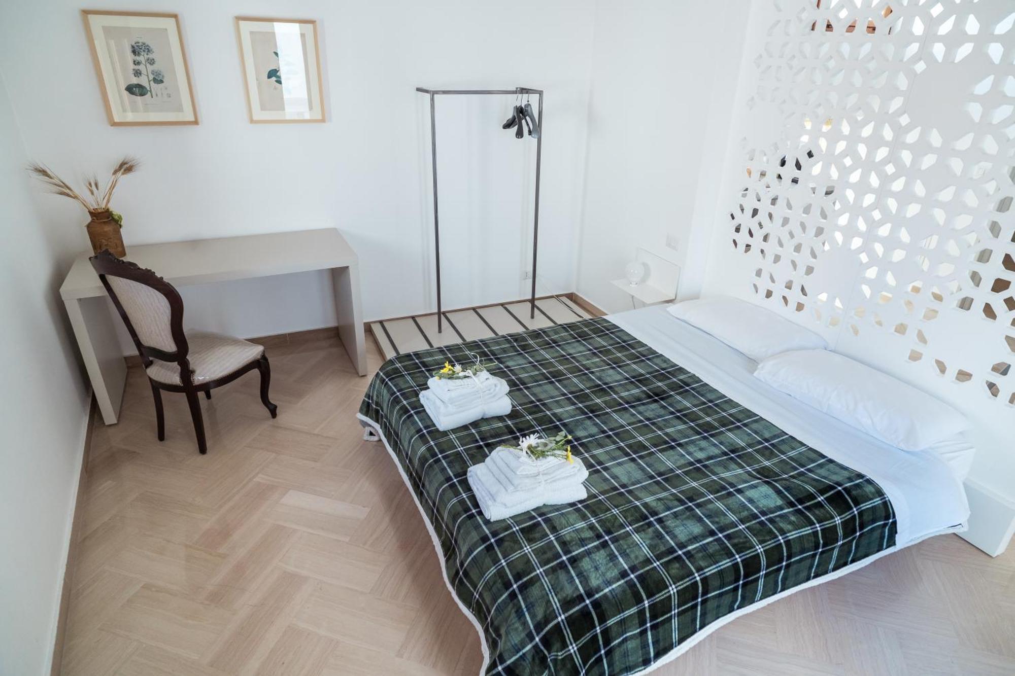 Palazzo Iato Apartment รูติเญียโน ภายนอก รูปภาพ