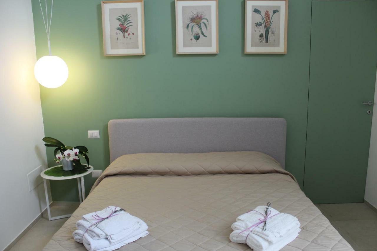 Palazzo Iato Apartment รูติเญียโน ภายนอก รูปภาพ