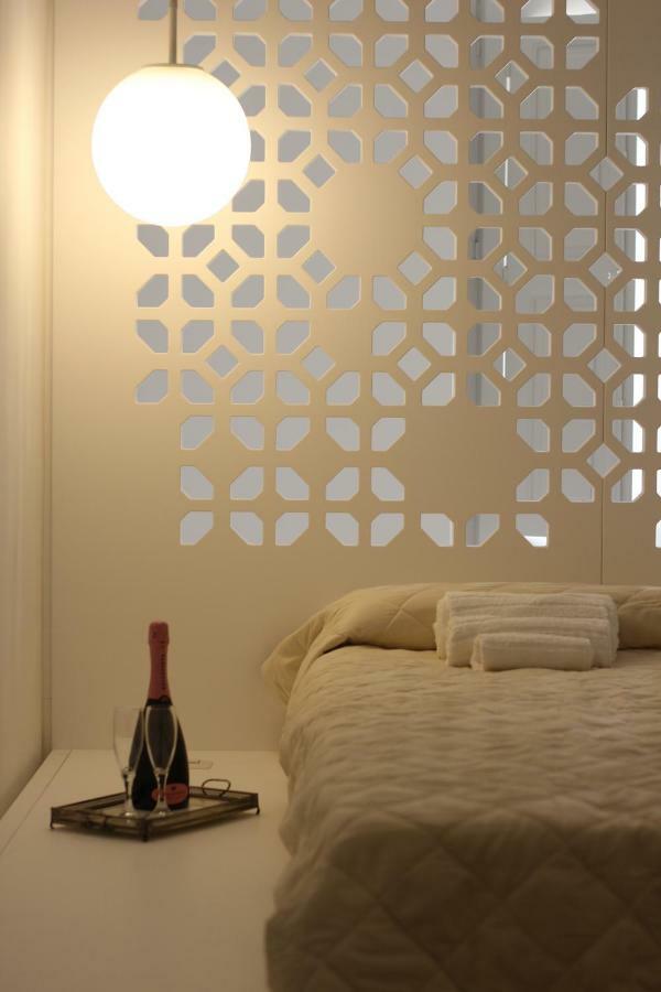 Palazzo Iato Apartment รูติเญียโน ภายนอก รูปภาพ
